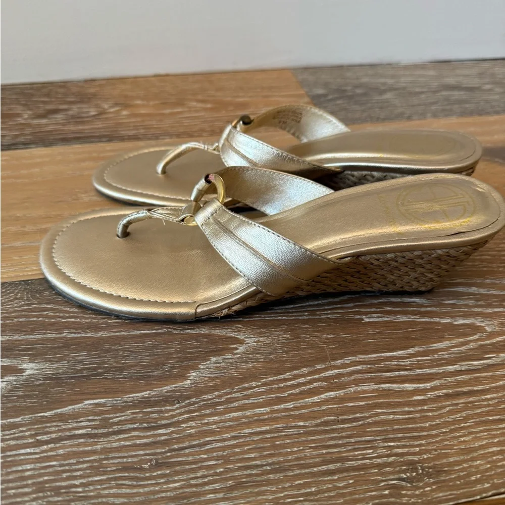Lilly Pulitzer Mckim Wedge gold Sandals size 9 - Picture 4 of 10